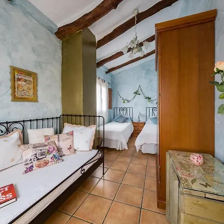 Lo Maset De Carmeta Holiday home *