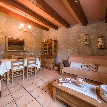 Holiday home Lo Maset De Carmeta *
